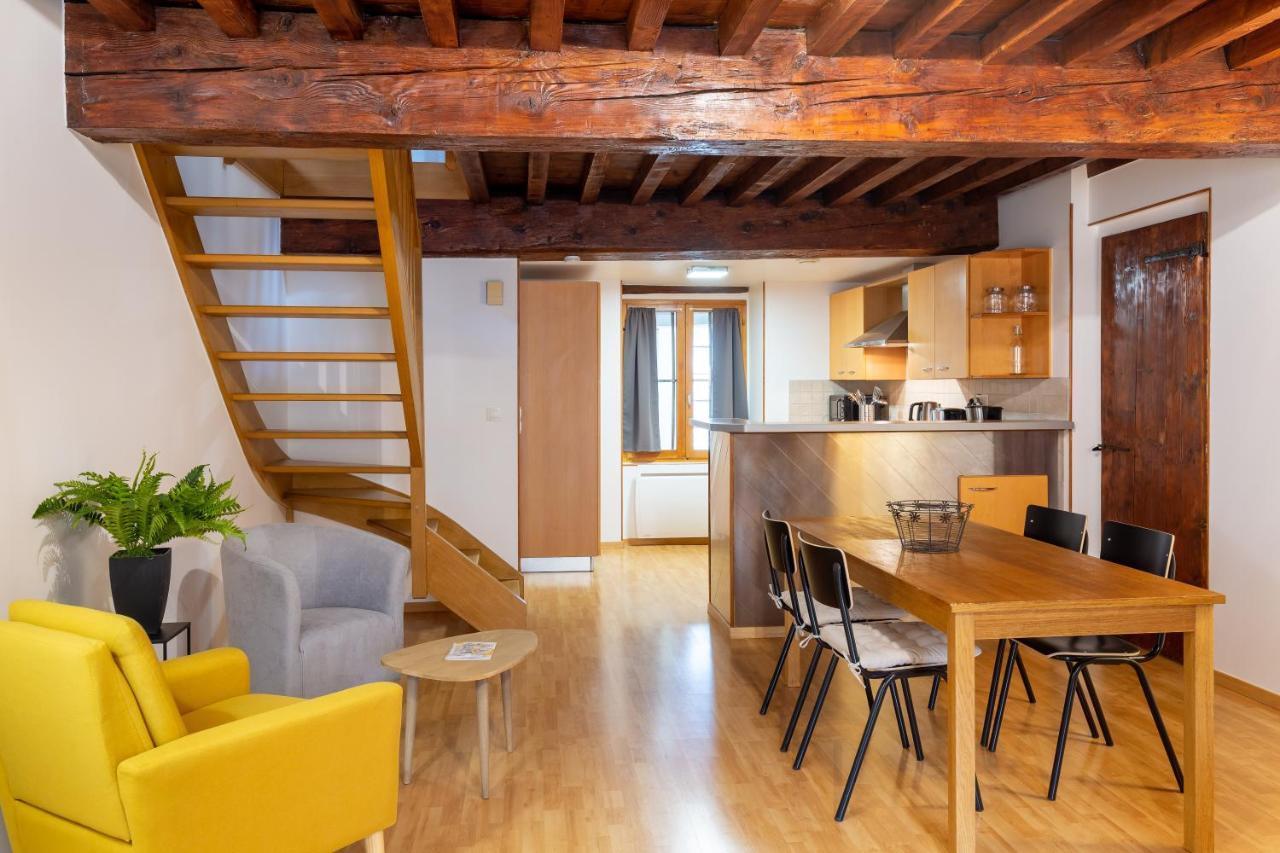 Le Saint Jean Apartment Crémieu Exterior foto