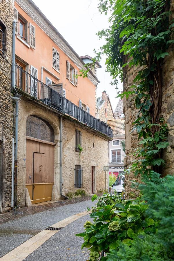 Le Saint Jean Apartment Crémieu Exterior foto